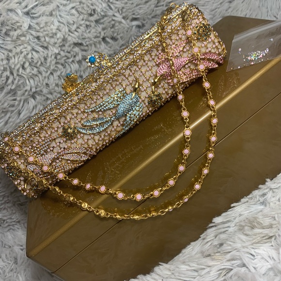 Edidi Crystal Mesh Clutch - Picture 2 of 6